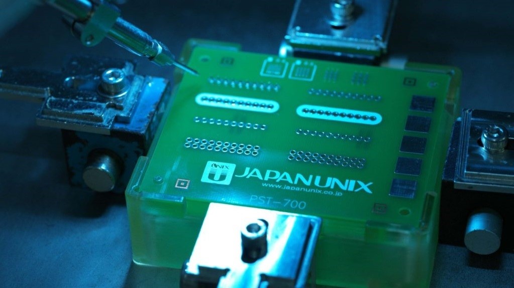 はんだ付けロボットとは