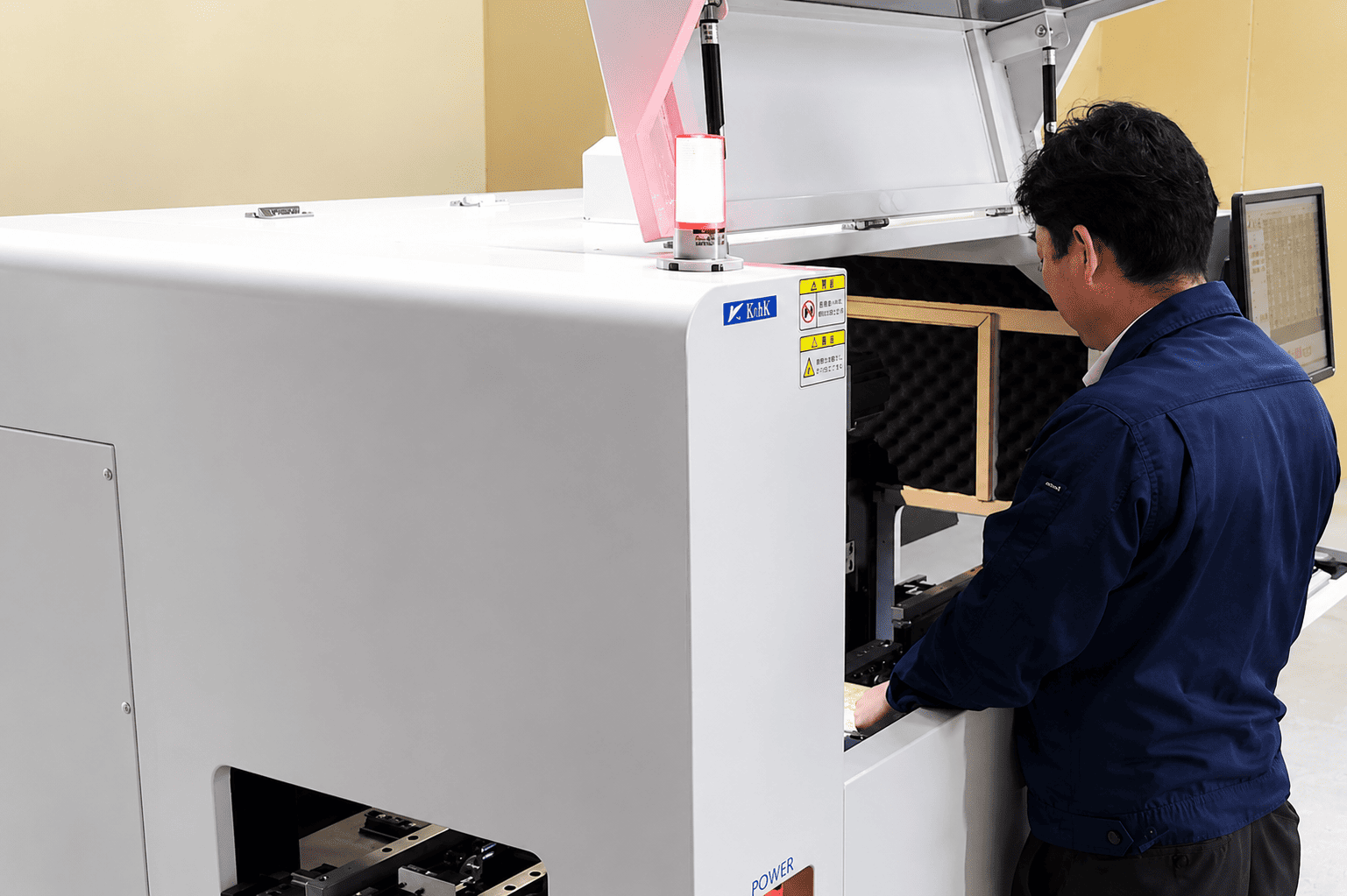高生産性と容易な操作性を実現